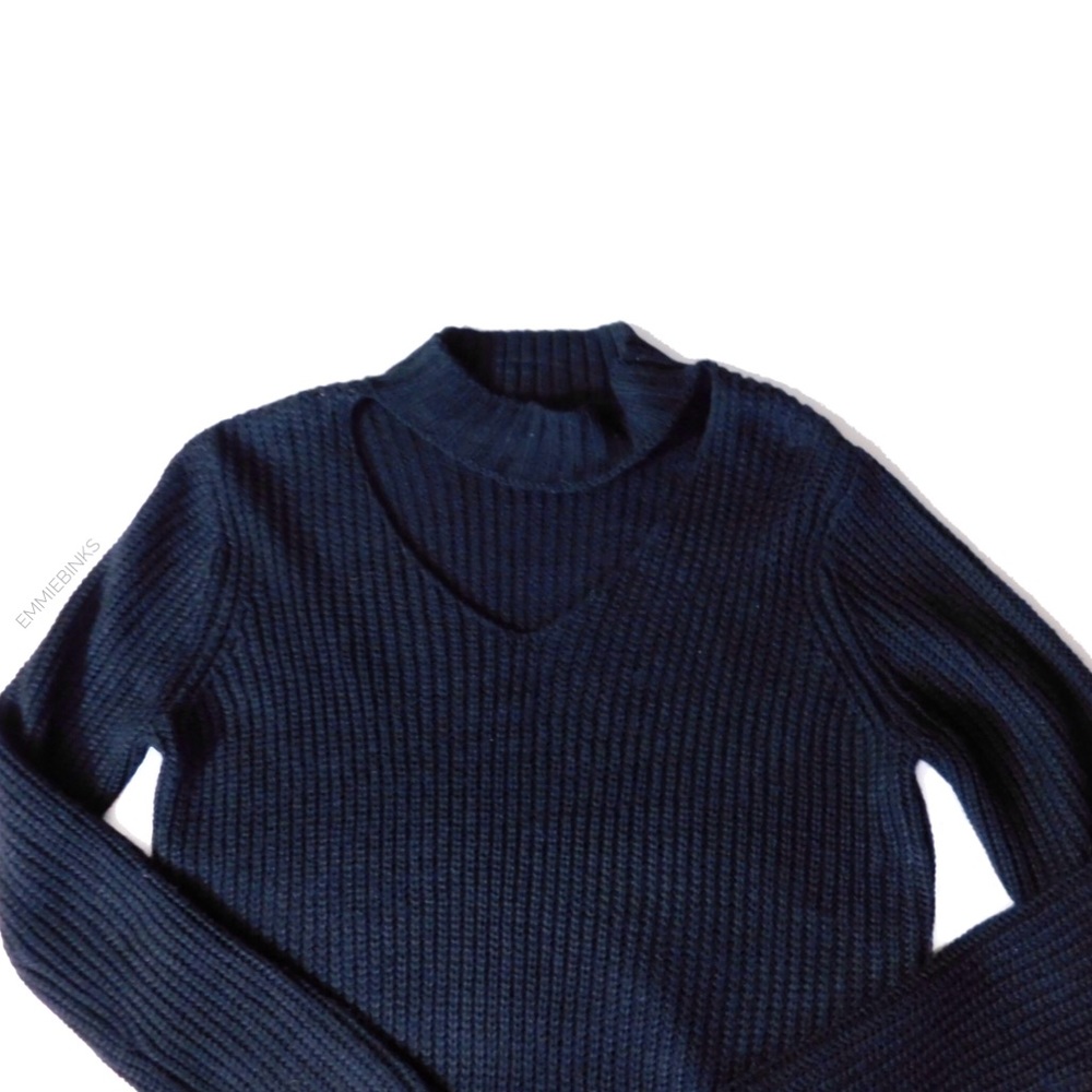 SAUCI New, NWOT, Black Choker Collar Sweater - Picture 4 of 8